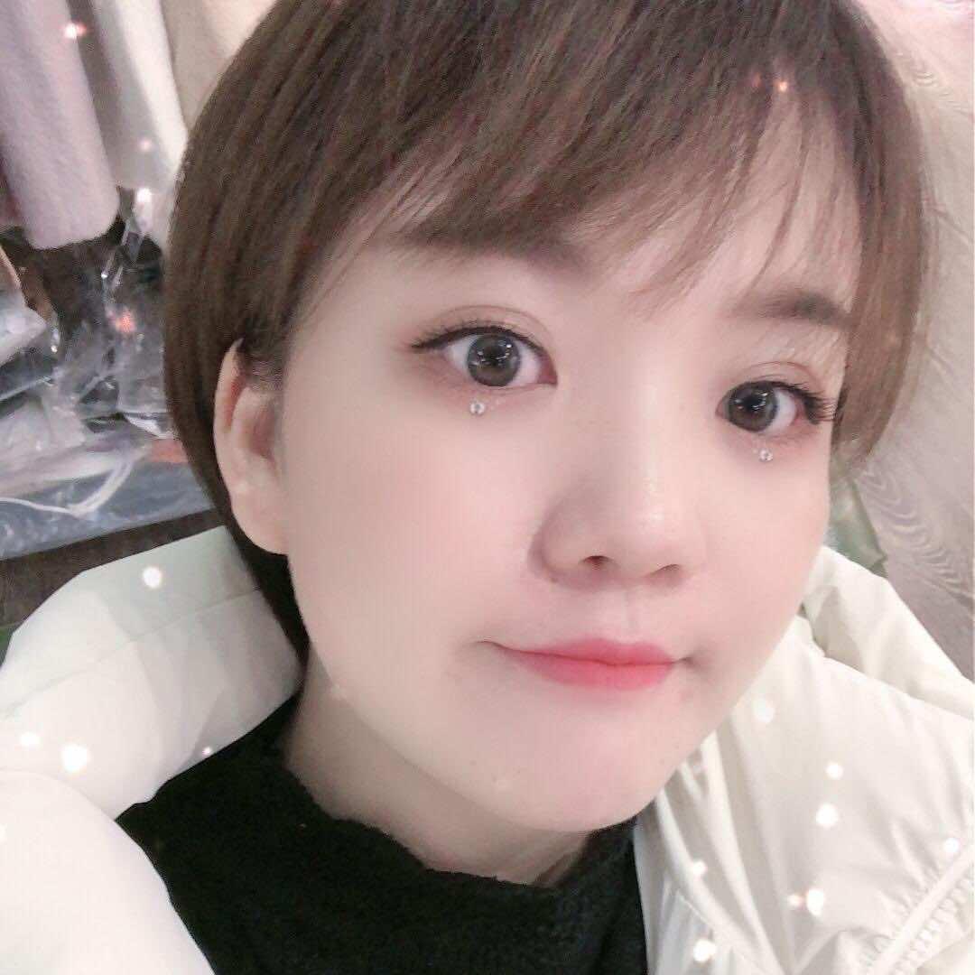 虾鼎鲜·鲜货烧烤铺（左左）