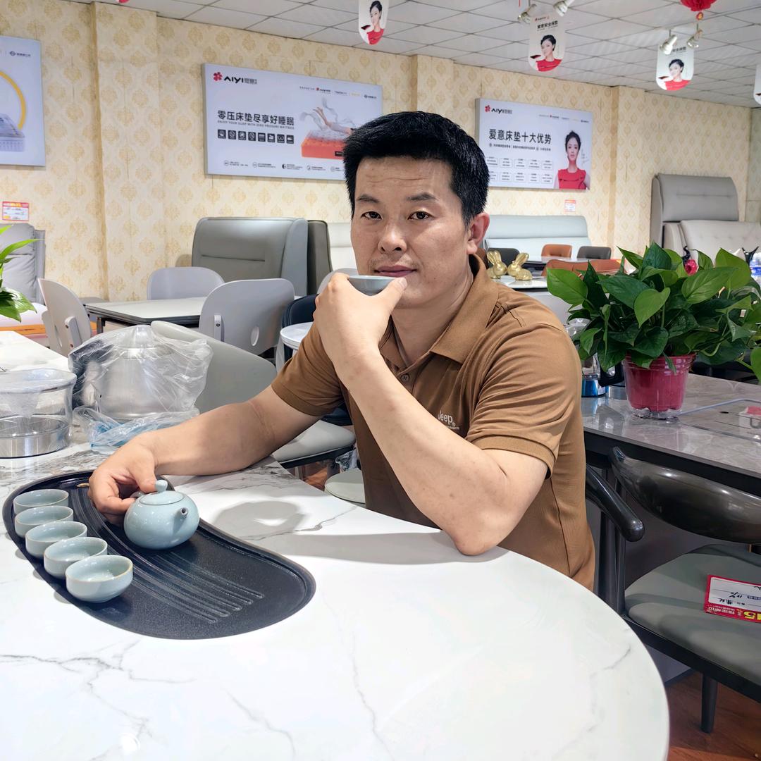 扶风县绛帐镇琦瑞家具城