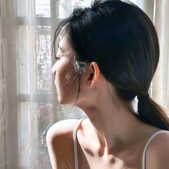 艾美儿@