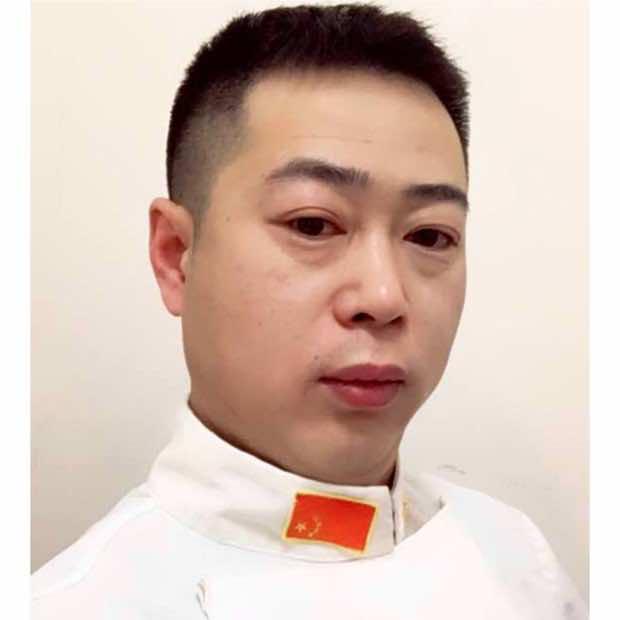 牛馆儿泥锅牛大骨