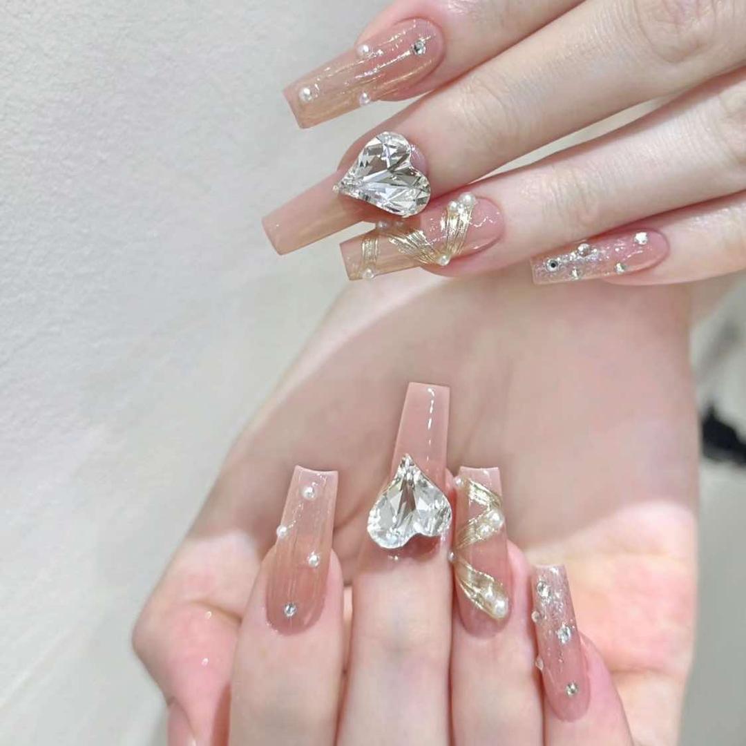 瑞金市象湖镇希希美容店