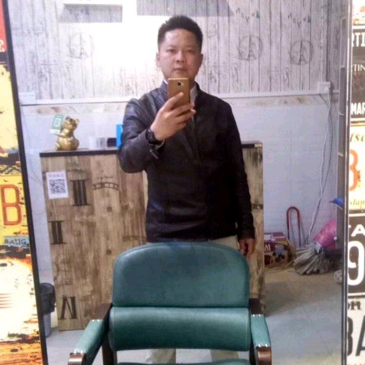 刘健