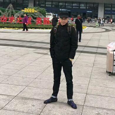 我是🐛🐛，我怕🐔🐔