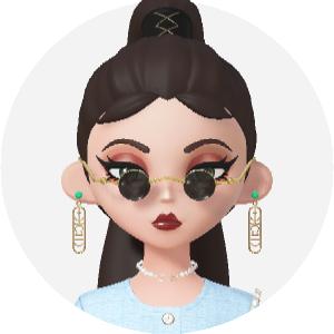 蓝风铃美甲美睫回龙百货店