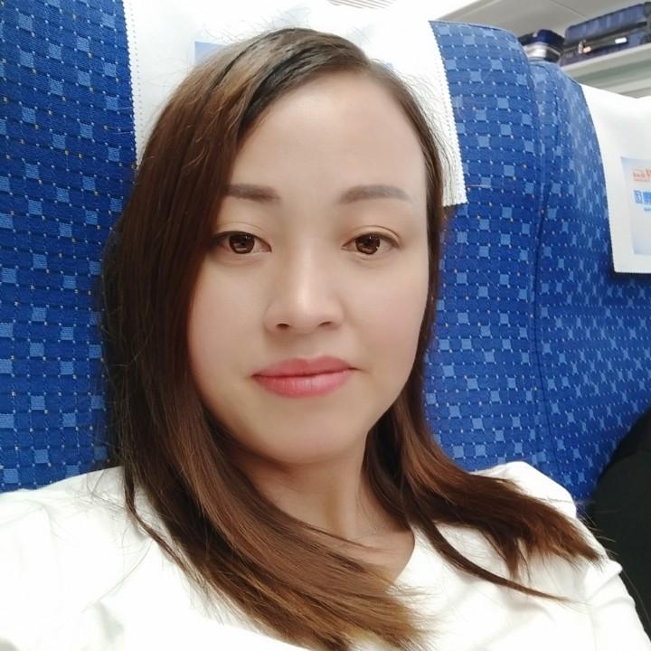 罗小琴