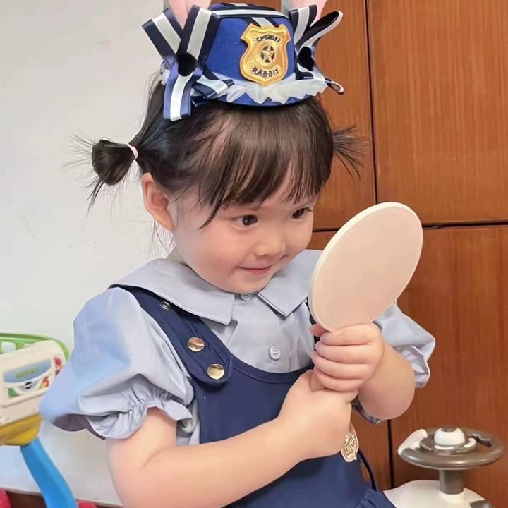 偉