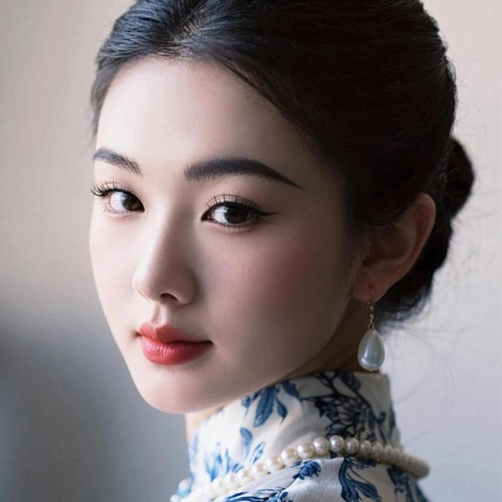伊娜