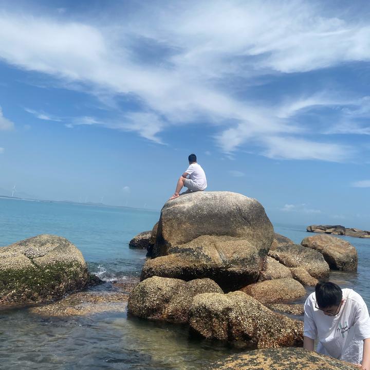 退潮赶海人