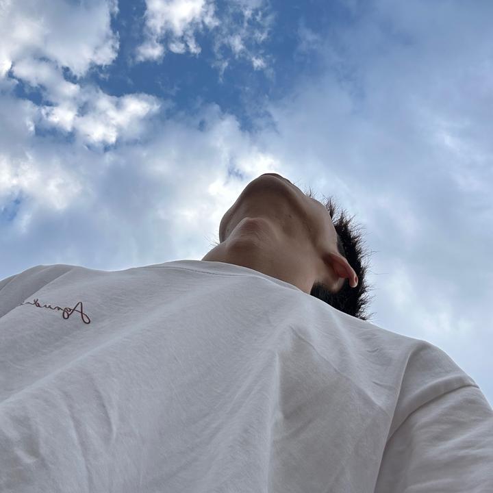 不知名^