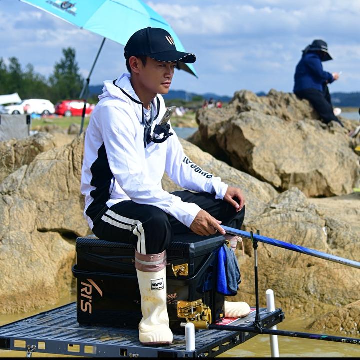 秦爱德钓鱼🎣（我怕你不着）