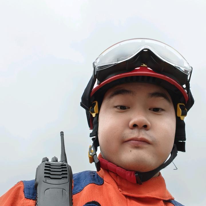 匡匡特特别别帅帅