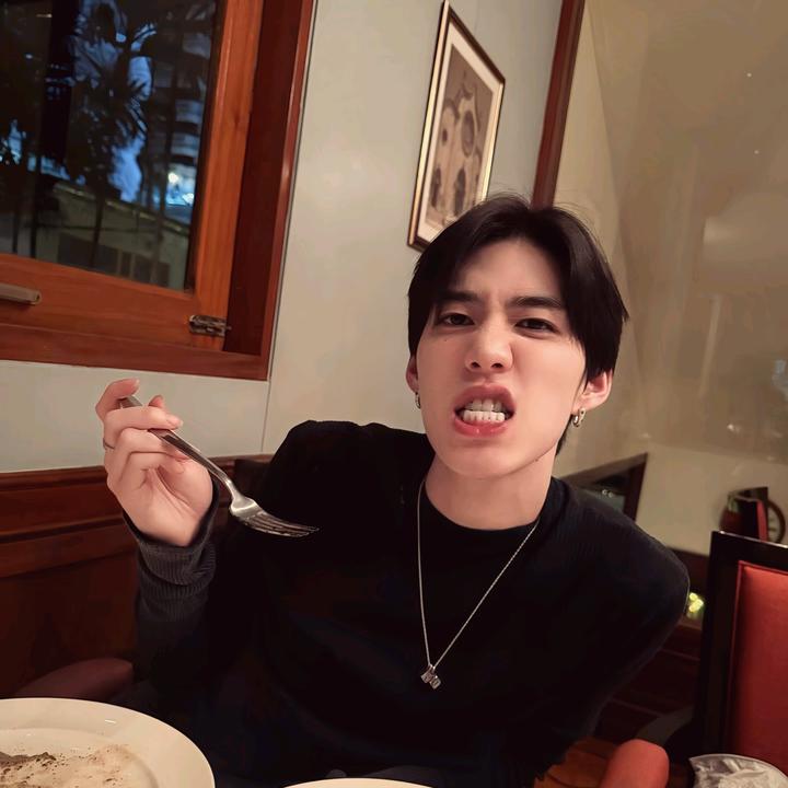 เสี่ยวเย่🐧