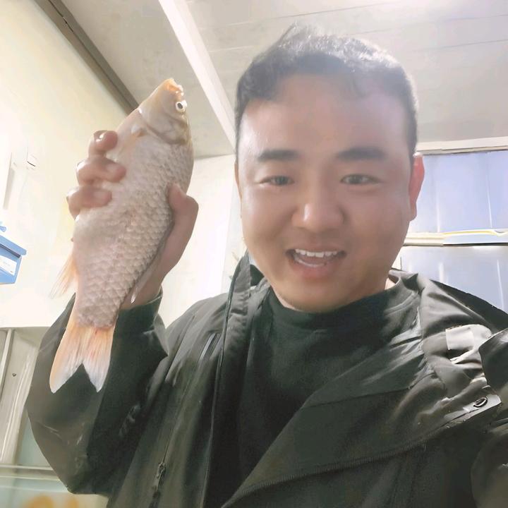 张渔哥爱钓鱼（学习停更中）