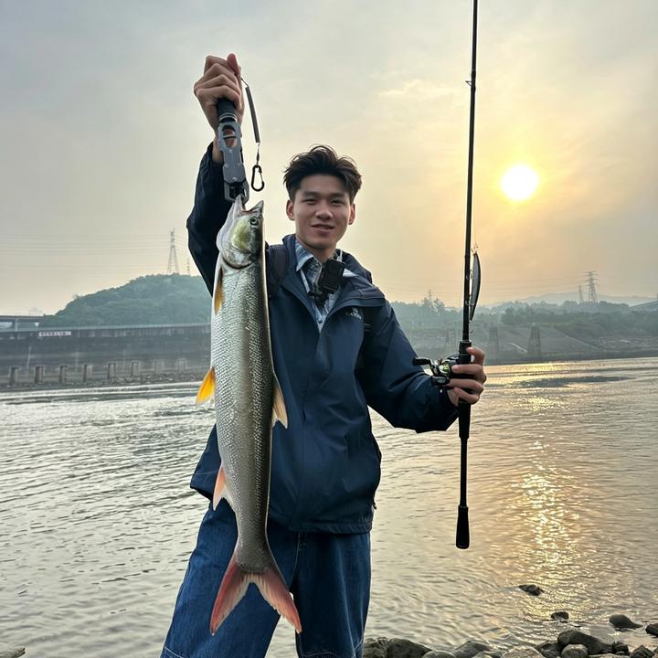 185恐高钓手🎣Lure