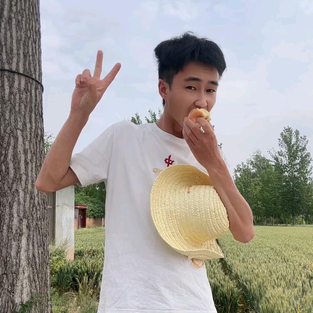 浩子的小跟班私信不回进群