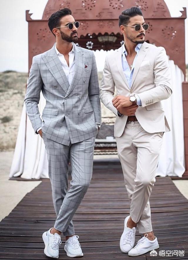 新婚跪撅打屁股（新婚下跪的视频）