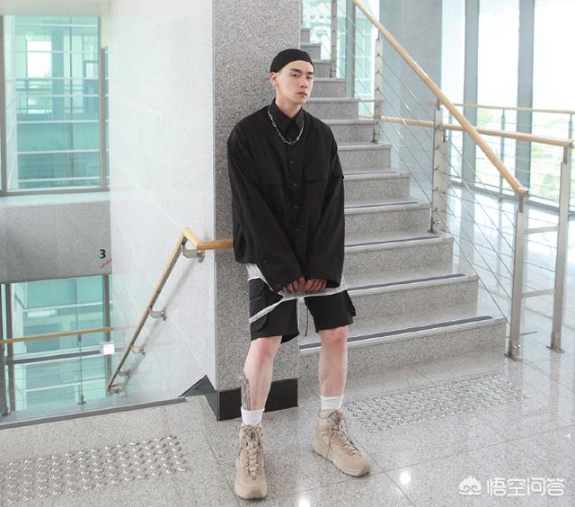 黑色衬衫领大衣如何搭配(图5)