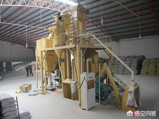 一体化饲料颗粒机图片 皮毛一体颗粒绒好吗？