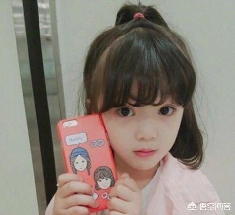小孩子怎么扎头发像韩国人？小孩子怎么样扎头发才能变漂亮