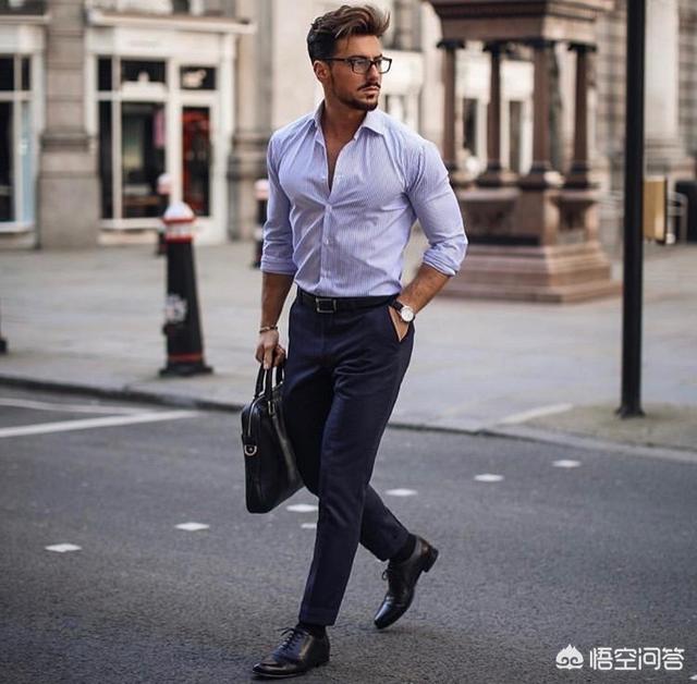 男生穿西装如何搭配衣服(图68)