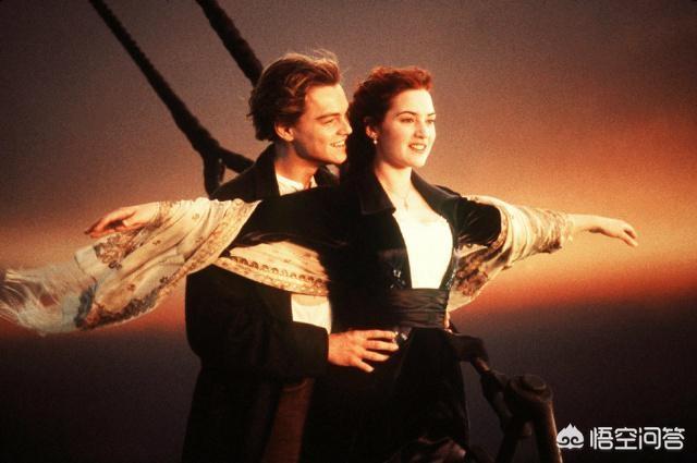 推镜头（一边推远一边拉近镜头叫什么？）