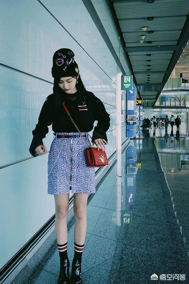 小短裙如何搭配外套好看(图5)