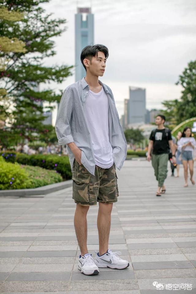 青色短裤如何搭配鞋子男(图3)