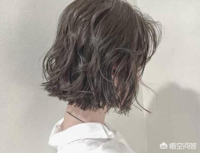 [韩国流行的发型]好看的短发烫发发型有哪些？