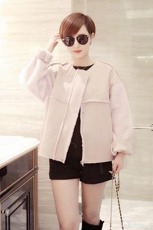 粉丝呢大衣如何搭配衣服(图3)