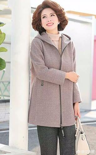 穿大衣如何搭配下身好看(图3)