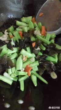 豆角木耳炒肉大锅菜做法(图8)
