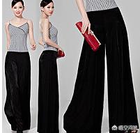 黑色小牛仔上衣如何搭配(图5)