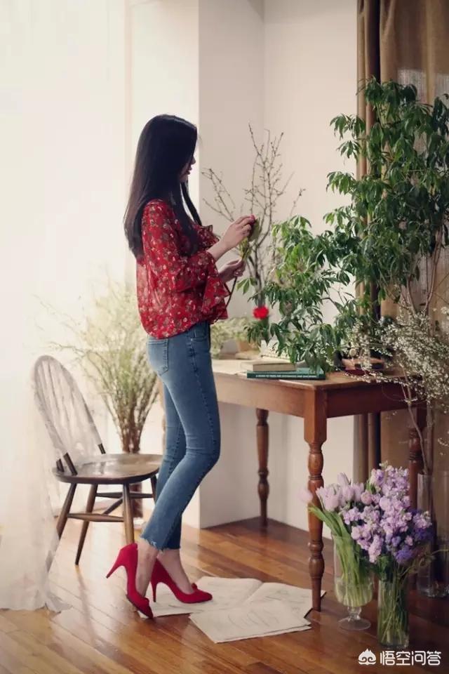 红色衣服怎么搭配好看(图5)