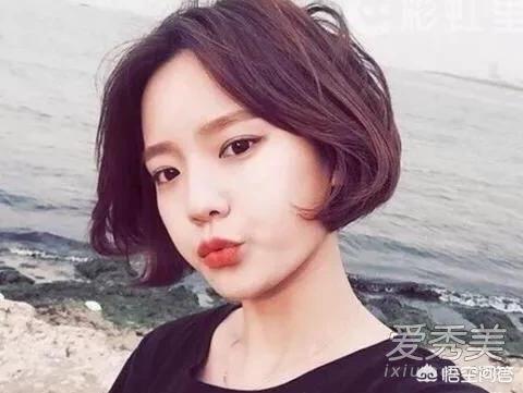 适合女性短发发型圆脸(图4)