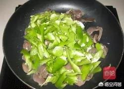 鸡胗炒尖椒-鸡胗炒尖椒的做法