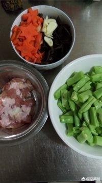 豆角木耳炒肉大锅菜做法(图3)