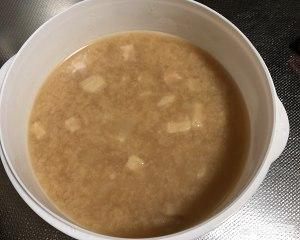 肉皮冻怎么做好吃-肉皮冻怎么做好吃视频