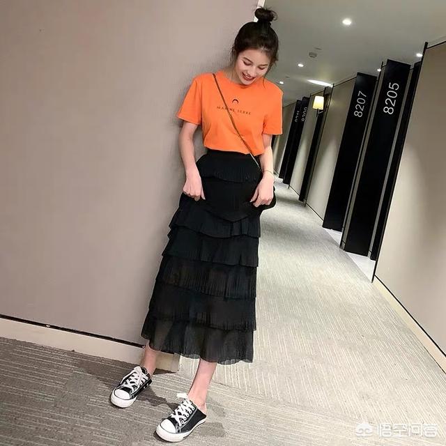 荷叶短裙如何搭配外套女(图9)