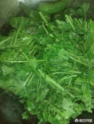 茄子土豆尖椒东北菜做法(图3)