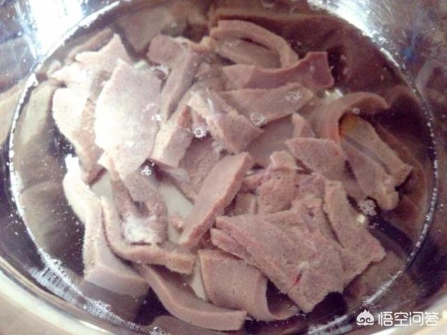 广东猪肝瘦肉粥的做法（2到3岁猪肝瘦肉粥的正宗做法？）