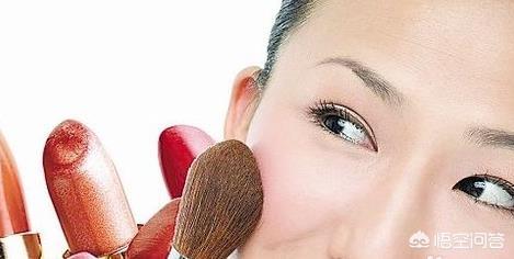 给女孩化妆的技巧
