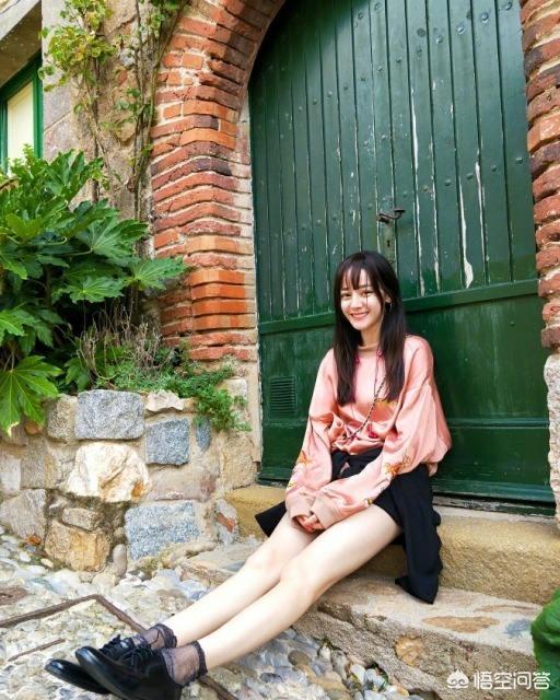 形容公公婆婆朴实和勤劳句子,夸朴素生活的句子