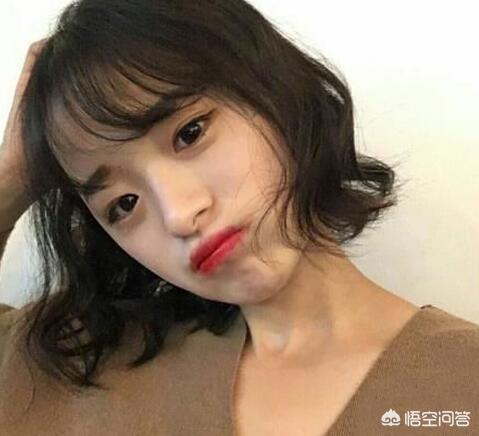 [韩国流行的发型]好看的短发烫发发型有哪些？