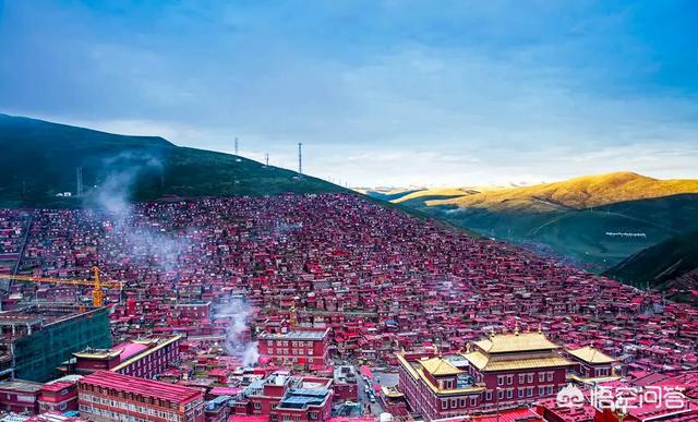 色达旅游穿搭夏季， 色达旅游穿搭夏季图片