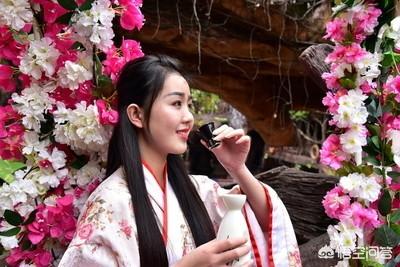 女性为什么可以生孩子