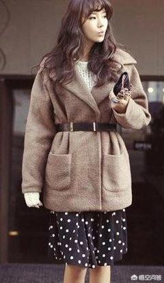 毛呢外套如何搭配视频讲解(图5)