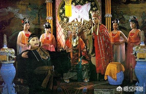 一晚上没回男朋友消息怎么解释？：夜廻