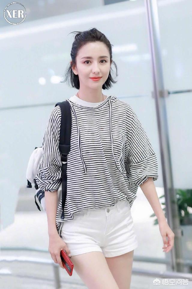 条纹t恤怎么搭配外套(图1)