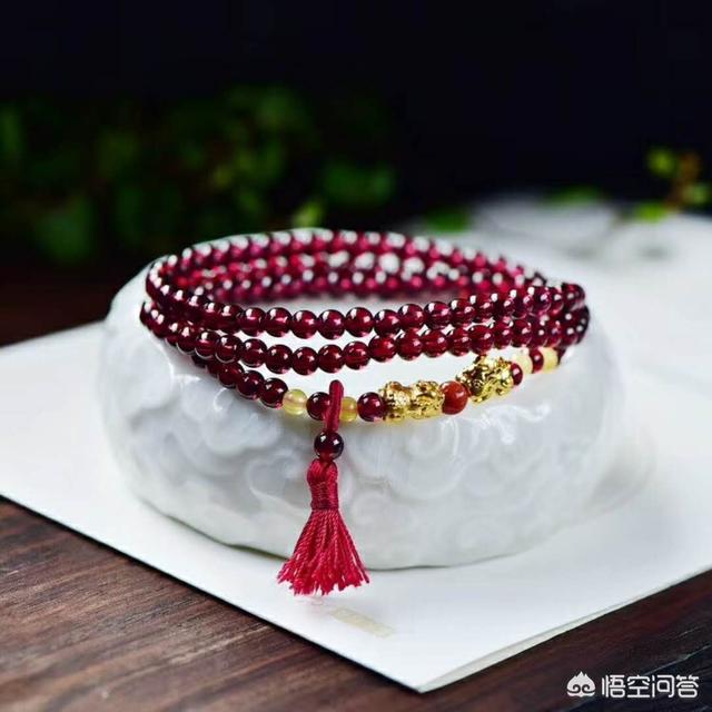 石榴石怎么搭配金珠子(图7)