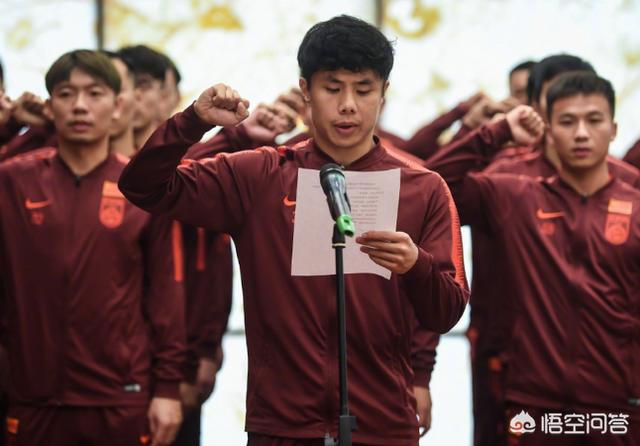 一个合格的足球教练需要具备什么能力